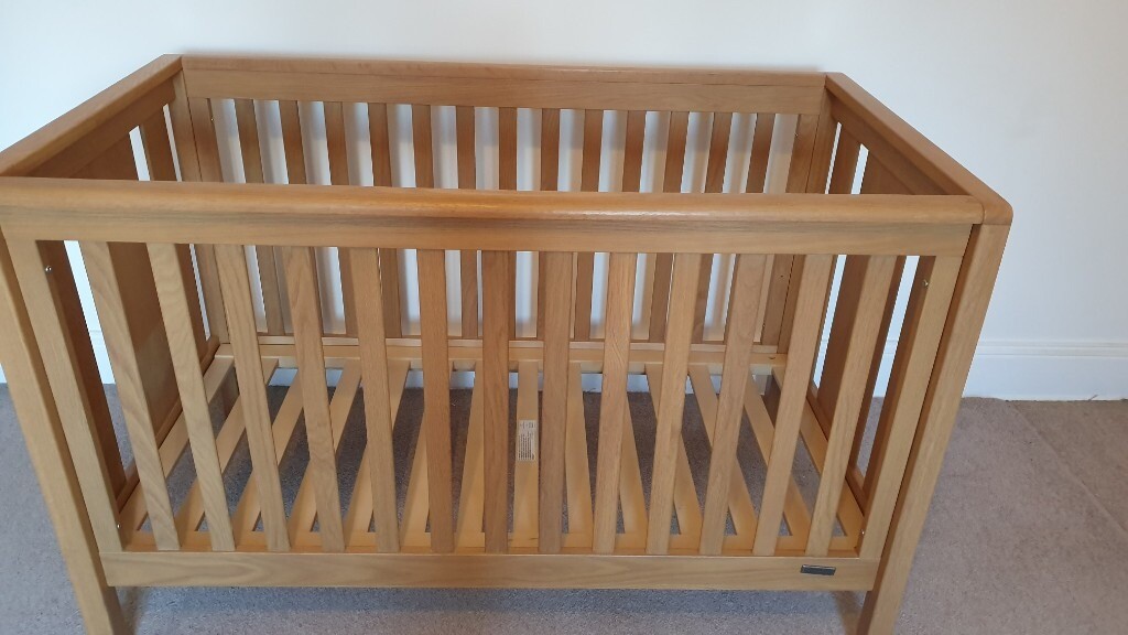 mamas and papas chamberlain cot bed